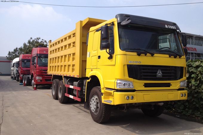 Couleur jaune résistante de Sinotruk Howo7 de pneu du camion à la benne basculante 20M3 de l'euro II 6x4 10