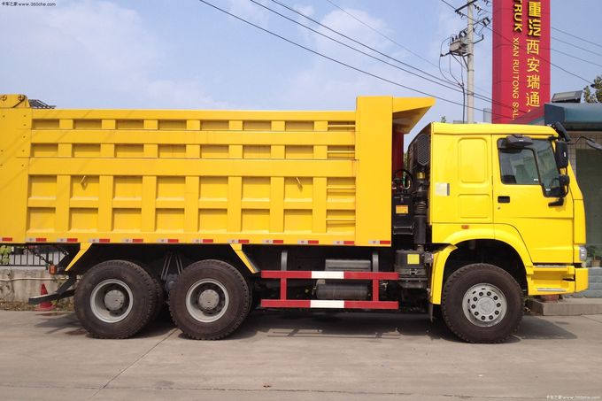 Couleur jaune résistante de Sinotruk Howo7 de pneu du camion à la benne basculante 20M3 de l'euro II 6x4 10
