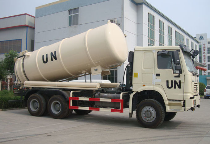 16CBM rassemblant le camion de nettoyage LHD 6X4 de fosse septique de pompe à vide de boue d'épuration