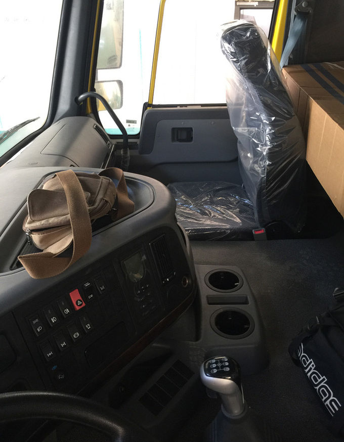 Camion à benne basculante du verseur 6x4 Sinotruk de l'euro 2 HOWO/camion à benne basculante énorme 30-40 tonnes