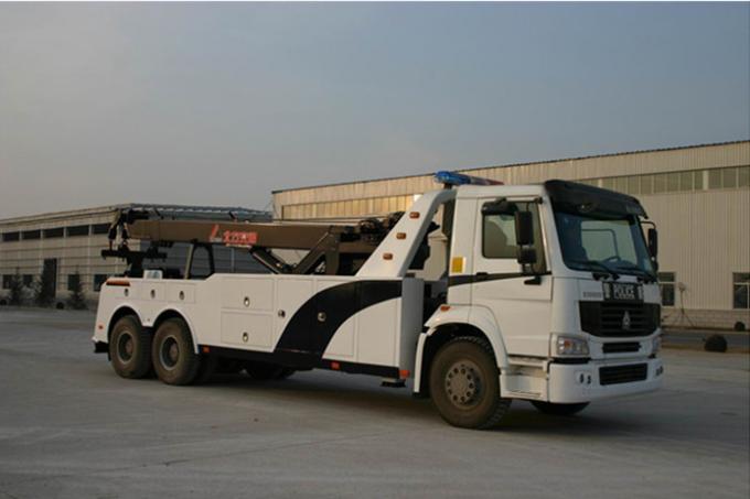 12 roues Tow Truck résistant, 30 Ton Emergency Tow Truck 336HP ZZ1317N4667C