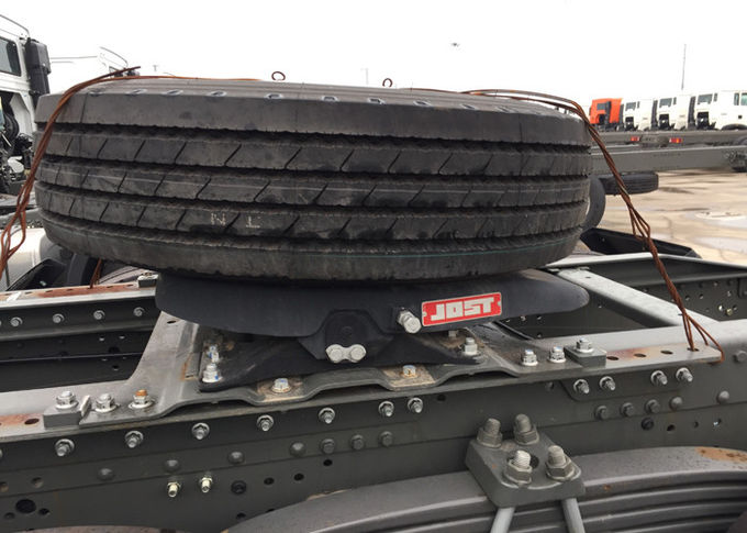 Cabine deux de toit des roues HW 79 du camion de remorque de tracteur de Howo LHD 10 la haute amarre 102 km/h à quai