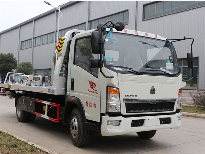 Euro de faible puissance 2 de véhicule de Sinotruck Tow Truck Wrecker Road Recovery