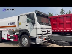 SINOTRUK HOWO 6X4 10 roues 15cbm Camion réservoir de carburant Camion réservoir d'huile