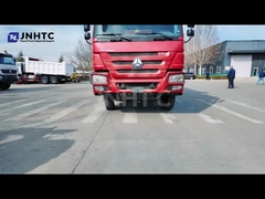 Couleur rouge 336 chevaux Sinotruk Howo camion de décharge avec 10 roues et 18m3 de capacité