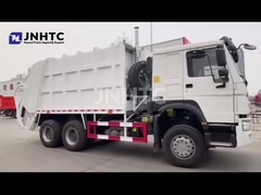 Camion compacteur de déchets
