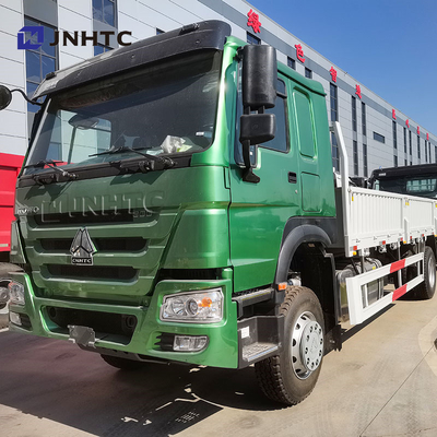 Poids léger à la main gauche Howo Cargo Truck 4x2 6 roues 300 ch