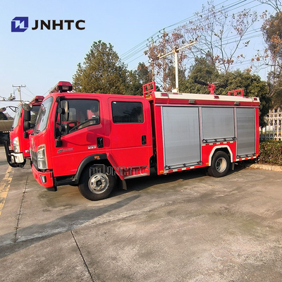NEW SINOTRUCK Howo 4x2 camion de lutte contre les incendies léger avec pompe à eau camion de haute qualité