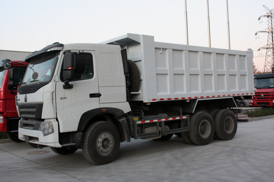 Verseur résistant de camion à benne basculante d'A7 Howo Sinotruk 371hp 6x4 avec la capacité 20M3 pour la charge 50T