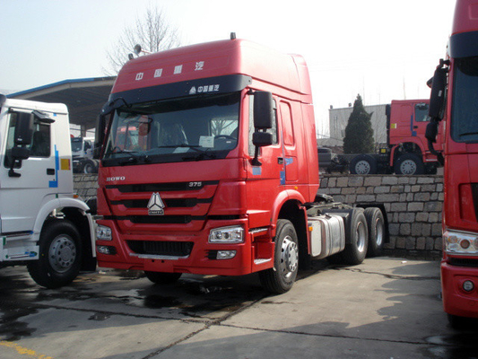 10 le chef de tracteur des roues HOWO troque 6x4 avec la haute cabine du toit HW79 et le GVW 25 tonnes