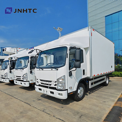 ISUZU 10 tonnes de charge utile 4x2 6x4 Box Van Cargo Truck avec moteur 205hp 240hp