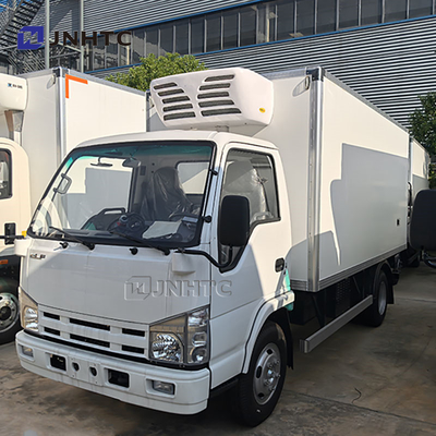 ISUZU 3,5 tonnes 4x2 légers camions réfrigérateurs en série À vendre