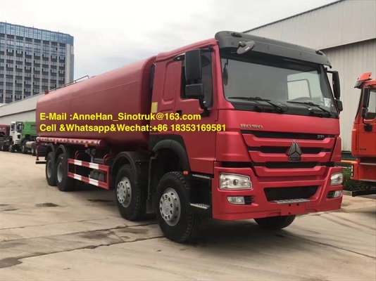 Camion de l'eau de Sinotruk 25-35CBM 8X4 pour l'aménagement de transport de l'eau de Sinotruk Howo