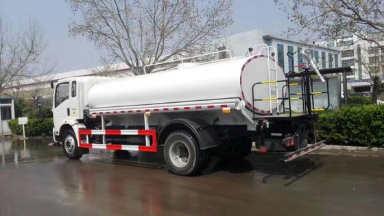 Émission de l'euro 3 du camion de réservoir d'eau du modèle 8000L de lumière de Sinotruk 4x2