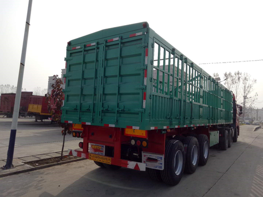 Camion de transporteur de Semi Trailer Livestock de barrière avec 3 axes