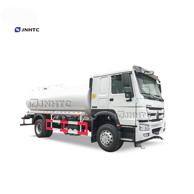 Litre 8cbm 12cbm du camion de réservoir des eaux usées de roues de HOWO 4X2 6 Euro2 Euro4 12000