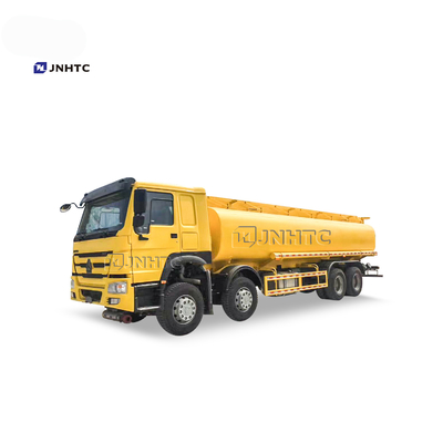HOWO 8x4 12 roule le camion-citerne aspirateur d'essence et d'huile réapprovisionnant en combustible 30cbm 35cbm Euro2 Euro3