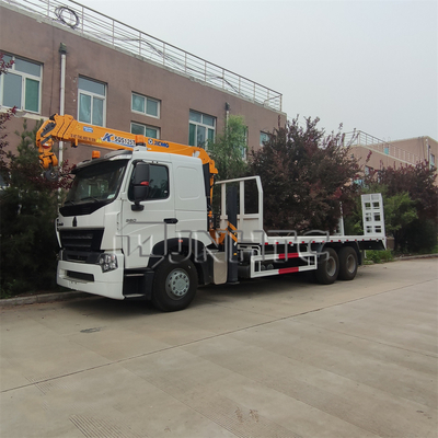 Le camion résistant de Crane Sinotruk monté par camion A7 HOWO 6x4 a monté la grue