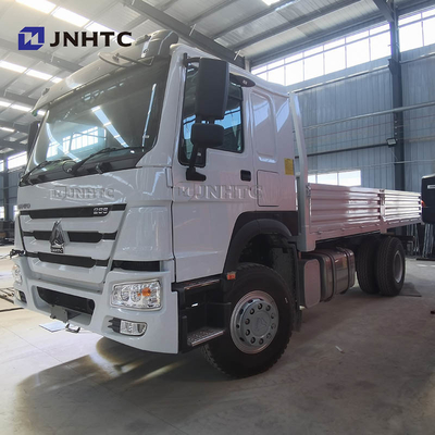 Sinotruk Howo 266HP 290HP 4*2 6 Wheeler Fence Cargo Truck 18 pieds