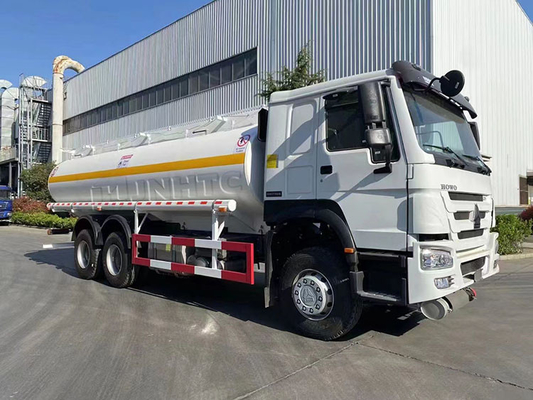 entraînement du camion-citerne aspirateur de 6x4 20000L Sinotruk Howo 371hp LHD