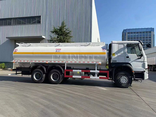 entraînement du camion-citerne aspirateur de 6x4 20000L Sinotruk Howo 371hp LHD