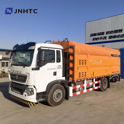 Camion intelligent 4x2 de pulvérisateur d'asphalte de HOWO A7 H5 8cbm conduit