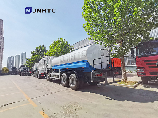 Sinotruk Howo 6x4 arrosant le camion de réservoir d'eau 351 - 450hp