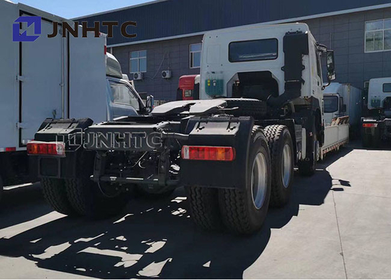 6x4 camion de tracteur de Howo de roues du moteur 10 420 puissances en chevaux