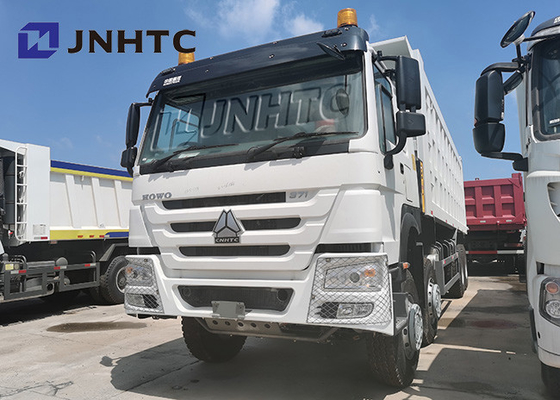 Sinotruk 30 tonnes à benne basculante de camion de rouleur de Howo 8x4 12