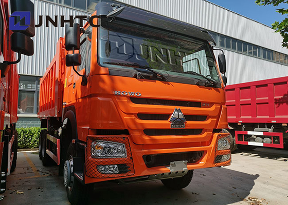 Camion à benne basculante orange d'Off Road 20 CBM Sinotruck HOWO 6x4