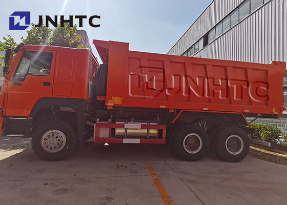 Camion à benne basculante orange d'Off Road 20 CBM Sinotruck HOWO 6x4