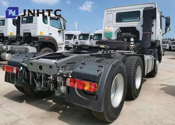 371HP Sinotruk Howo 6x4 25 tonnes de camion diesel de tracteur avec la tête de remorque