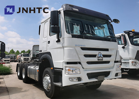 371HP Sinotruk Howo 6x4 25 tonnes de camion diesel de tracteur avec la tête de remorque