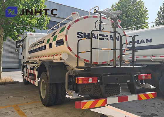 L'arroseuse de Shacman L3000 troque 6x4 volume de 8000 litres