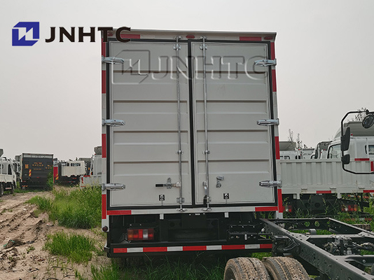 Cargaison Van Truck Sinotruk Howo de lumière du gazole 4x2 5ton