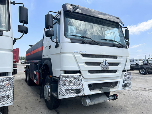 HOWO 371 HP 20000 Litres Camion-citerne de carburant lourd Camion-citerne d'huile 6X4