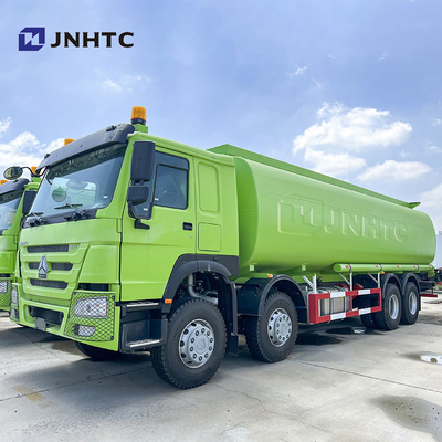 Camion-citernes à carburant lourd Sinotruck HOWO 371HP 8X4 20000L