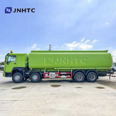 Camion-citernes à carburant lourd Sinotruck HOWO 371HP 8X4 20000L