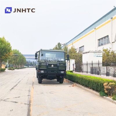 Sinotruk 8x8 à traction intégrale camion lourd à carburant diesel camion