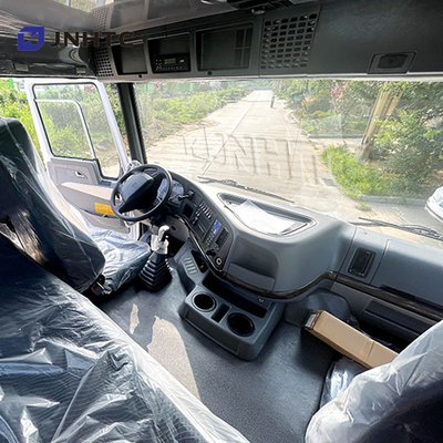 Sinotruk howo Cargo Truck 4x2 25 tonnes 300hp pas cher et bien à vendre