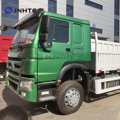 Poids léger à la main gauche Howo Cargo Truck 4x2 6 roues 300 ch