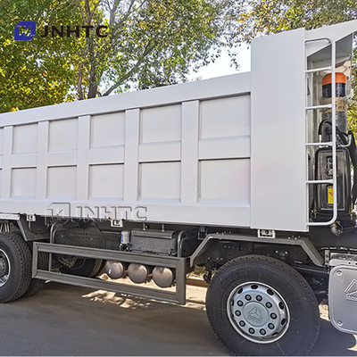 Howo NX camion de décharges 6x4 10 roues 25 tonnes camion à bascule lourd