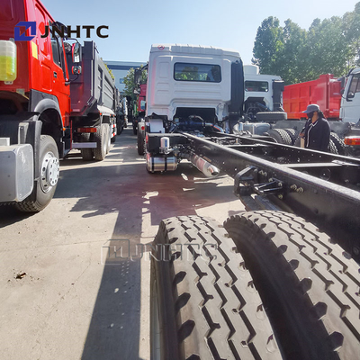 Shacman L3000 Chassis de camion de chargement lourd 4x2 210 ch 6 roues Chassis