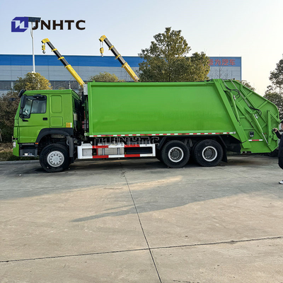 HOWO 6x4 camion poubelle compacteur Euro 2 élimination des déchets déchargeur arrière de déchets camion vert diesel modèle nouveau