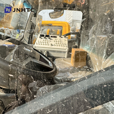 Chine Vente à chaud Howo 4 Cbms Route Distributeur intelligent d'asphalte camions Nouveau pulvérisateur de bitume Distributeur d'asphalte camions