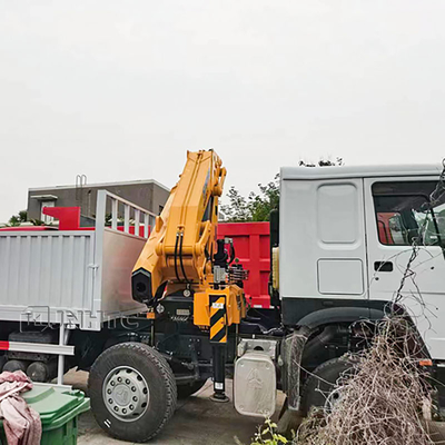 Nouveau Sinotruk Howo Fence Cargo camion 10 tonnes grue pliante 12 roues 400 chevaux À vendre