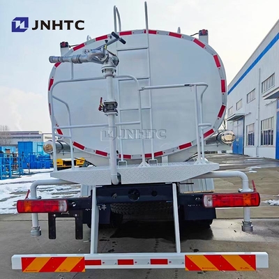 Chauffage d'eau chaude BEIBEN Camion de pulvérisation d'eau 6X4 300HP/380HP 10 roues 25m3 À vendre