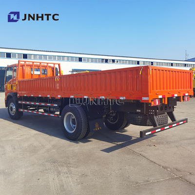 Vente à chaud HOWO Camions de marchandises 4X2 6 roues 8-10Tons Light Right Drive Avec climatisation
