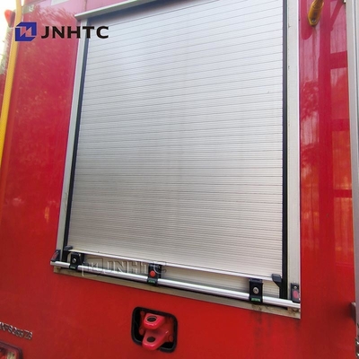 HOWO 4*4 Camion de lutte contre les incendies HOWO 5000L Cisterne à mousse d'eau Camion de lutte contre les incendies Mini Camion de lutte contre les incendies