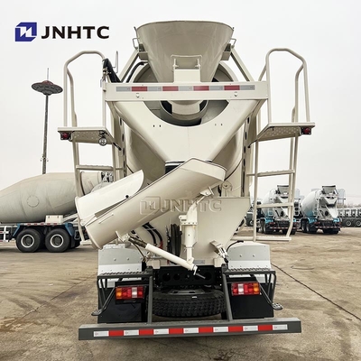 Nouveau HOWO Mini Béton Mixer Truck avec couleur blanche 4X2 4cbm 6 roues de haute qualité